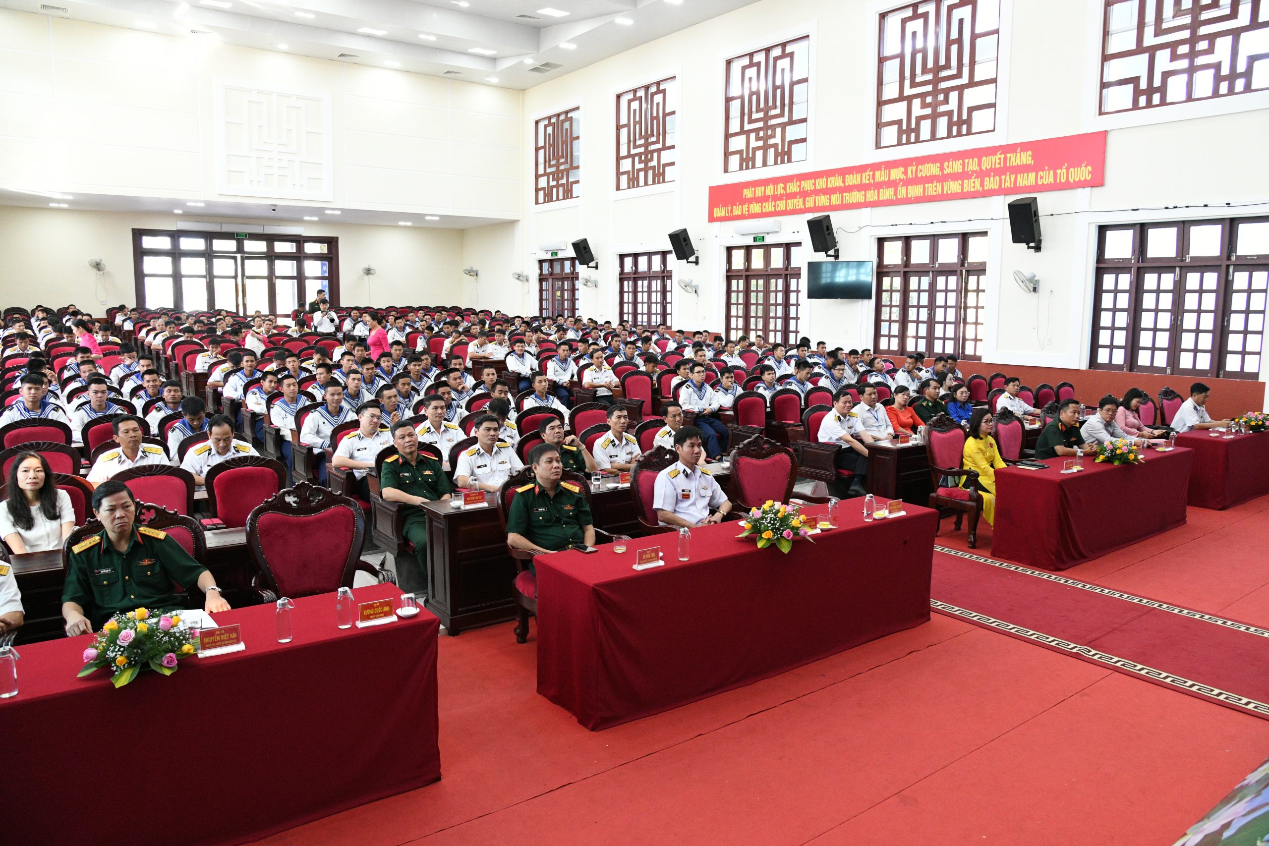 Triển lãm “Hoàng Sa, Trường Sa – Biển, đảo thiêng liêng”