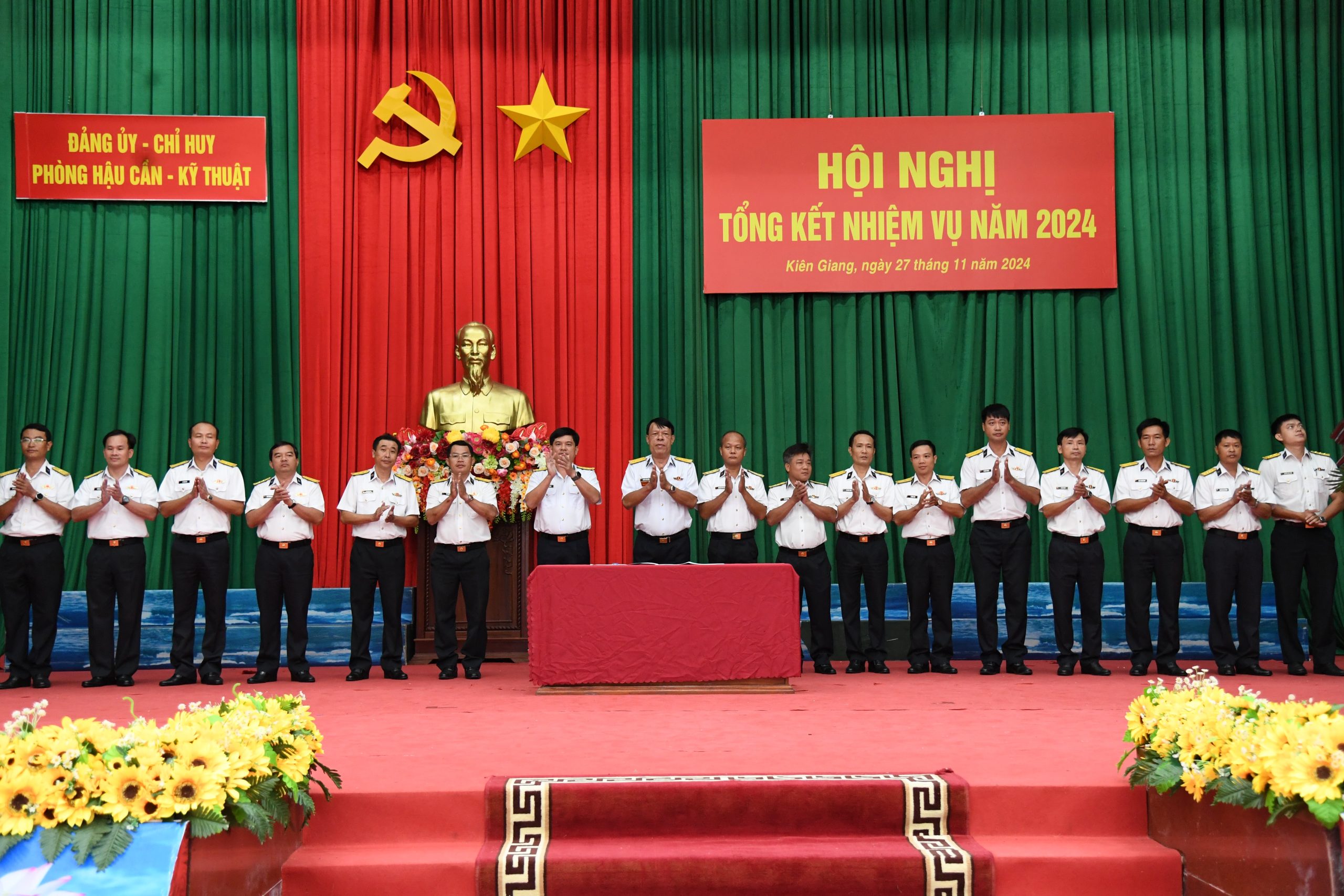 Các đơn vị thuộc Bộ Tư lệnh Vùng 5 Hải quân tổng kết nhiệm vụ năm 2024