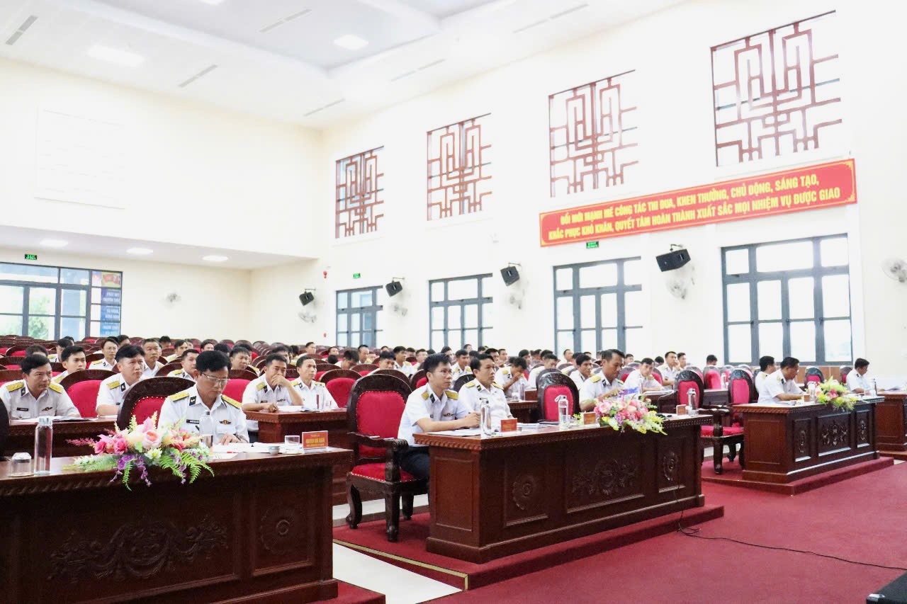 Các đơn vị thuộc Bộ Tư lệnh Vùng 5 Hải quân tổng kết nhiệm vụ năm 2024