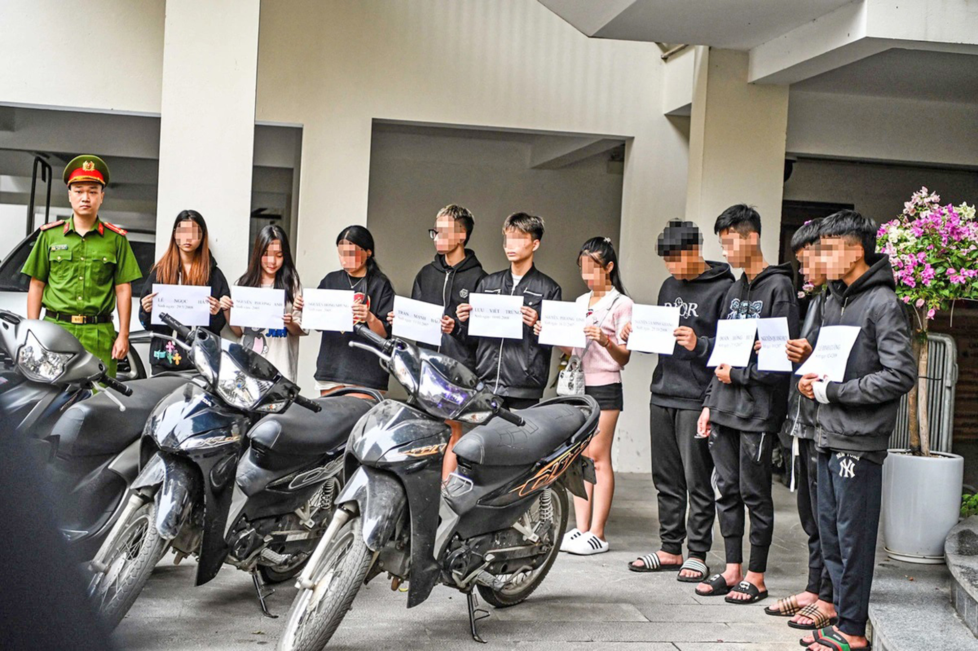 “Quái xế” náo loạn đường phố, xử tội đua xe trái phép được không?- Ảnh 1.