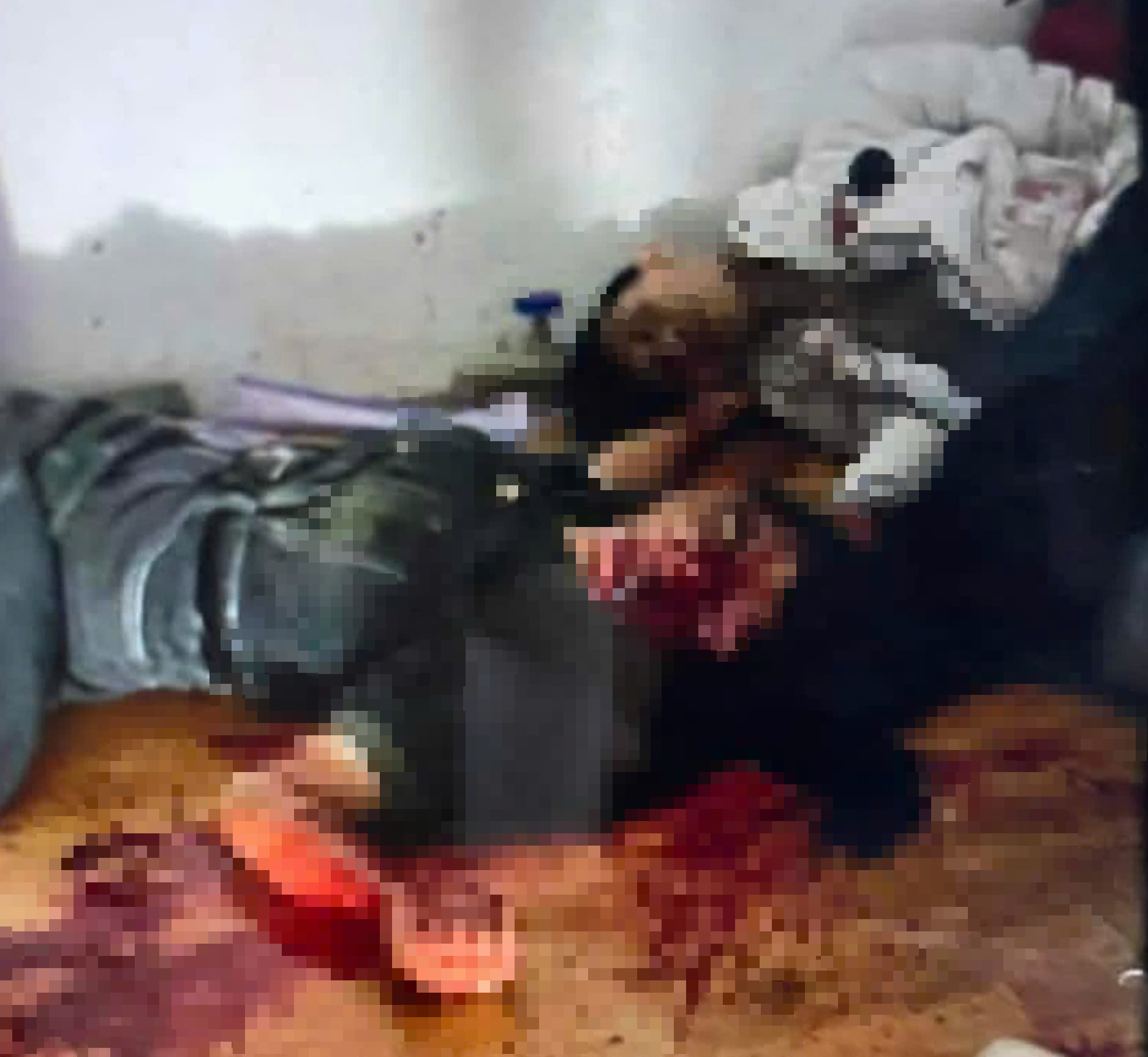 Điều tra vụ án mạng tại khu nhà trọ khiến vợ tử vong, chồng bị thương- Ảnh 1.