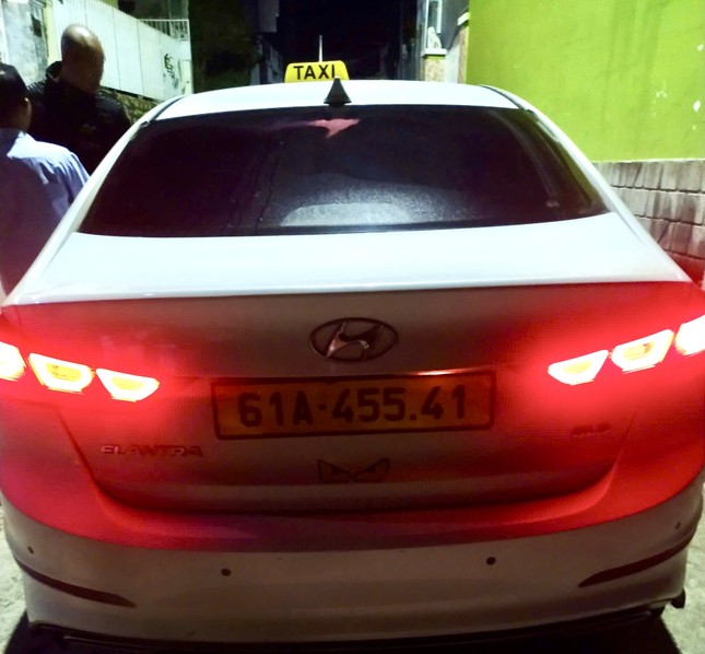 Danh tính tài xế xịt hơi cay khiến 2 người nhập viện ở Đà Lạt- Ảnh 1.