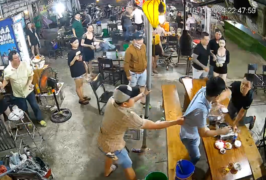 TP.HCM: Người đàn ông bị đâm tử vong trong quán nhậu- Ảnh 1.