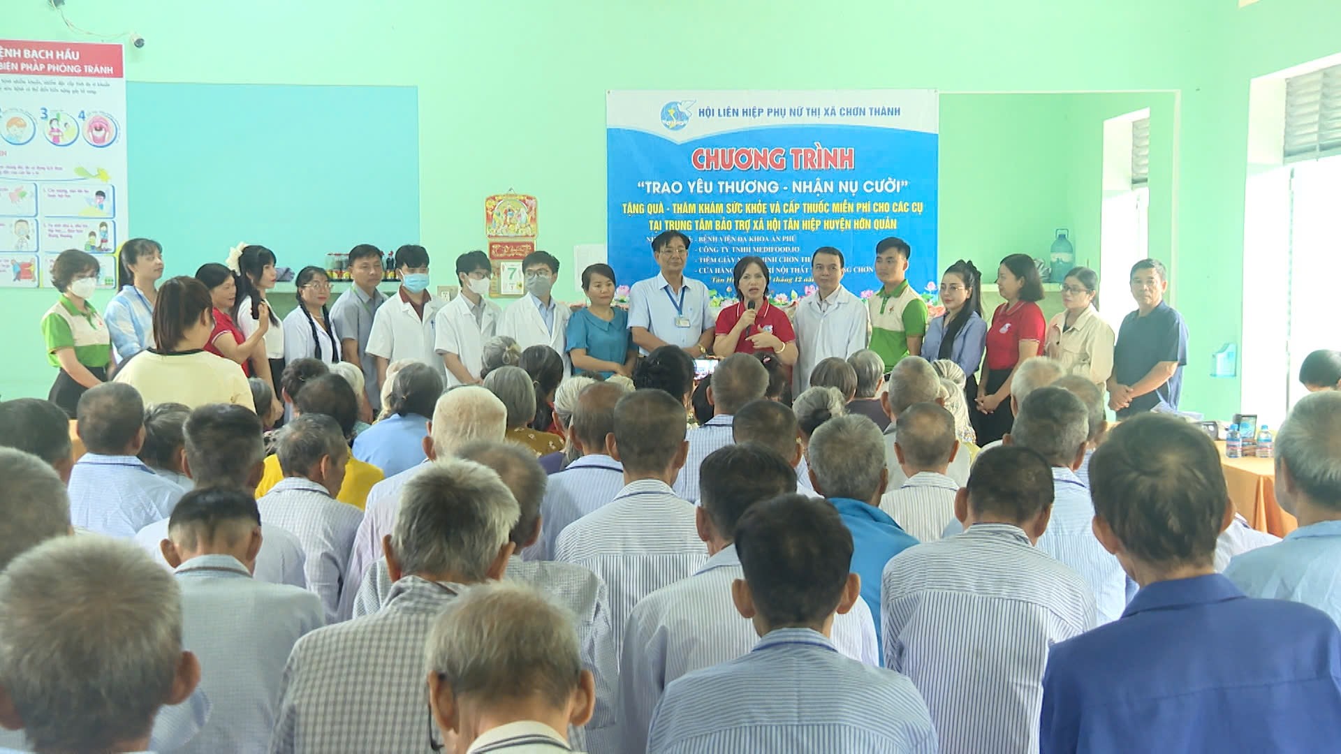 Chương trình “Trao yêu thương – Nhận nự cười”