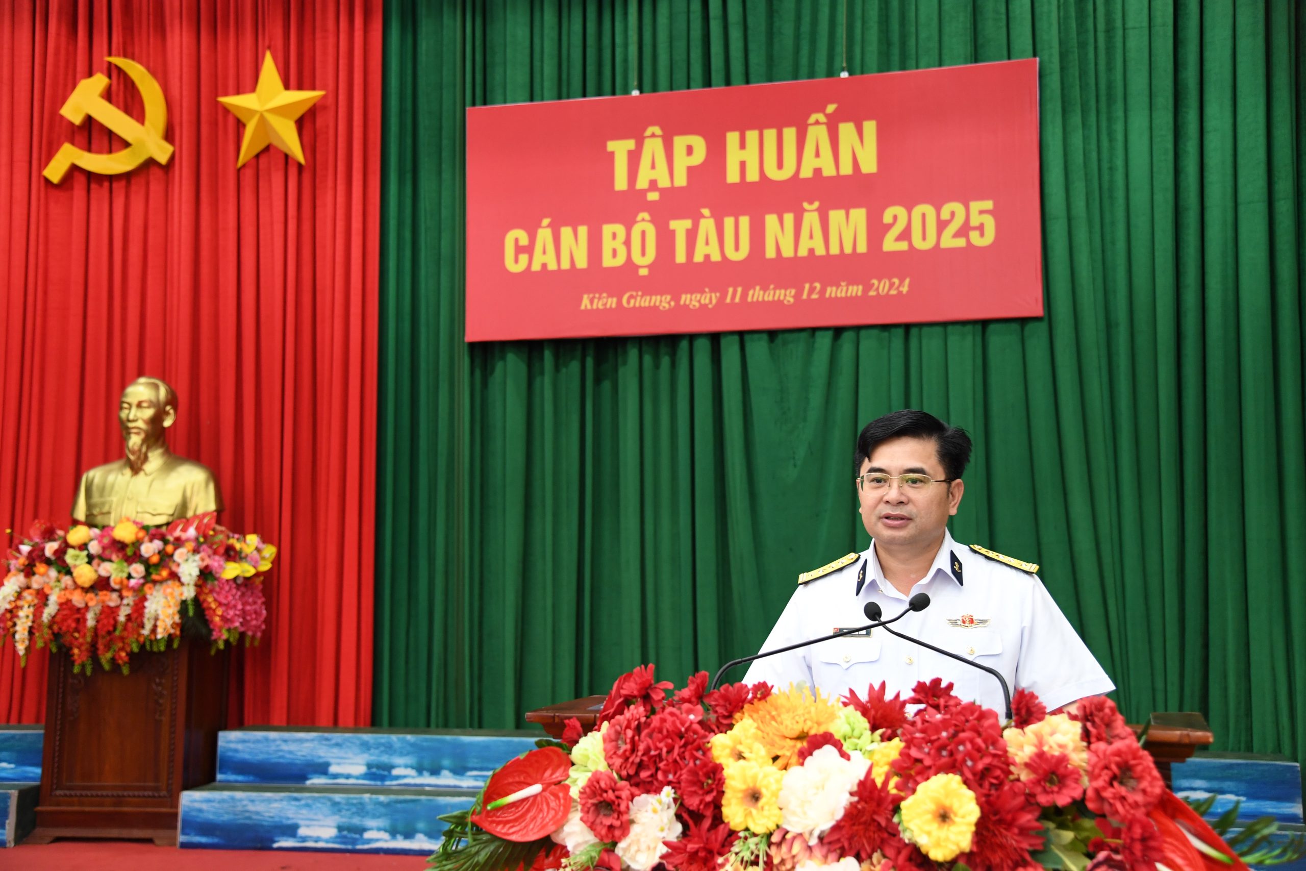 Bộ Tư lệnh Vùng 5 Hải quân tập huấn cán bộ tàu năm 2025