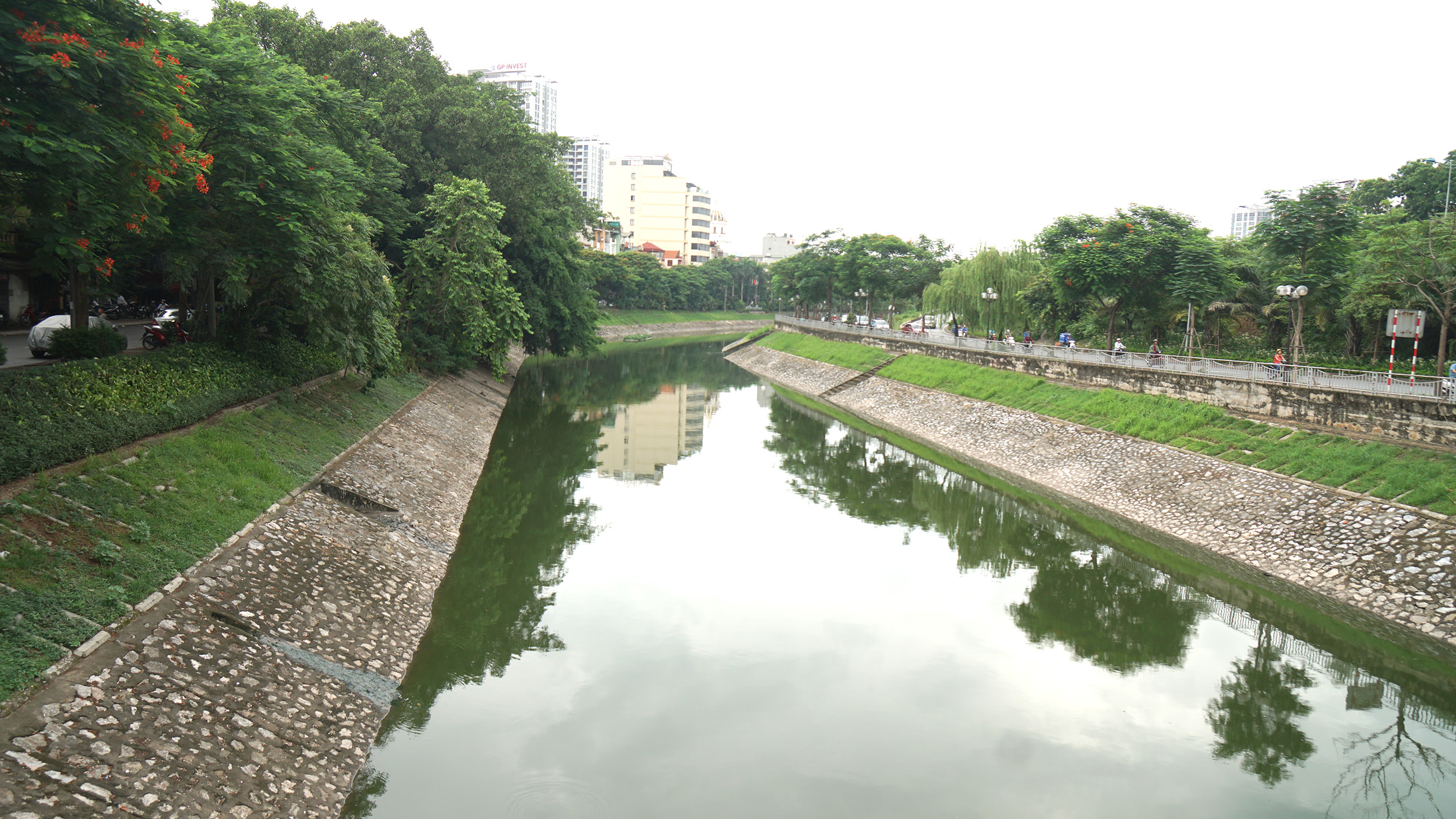 Giám đốc Sở Xây dựng Hà Nội nói về giải pháp làm sạch sông Tô Lịch- Ảnh 1. Giám đốc Sở Xây dựng Hà Nội nói về giải pháp làm sạch sông Tô Lịch- Ảnh 1.