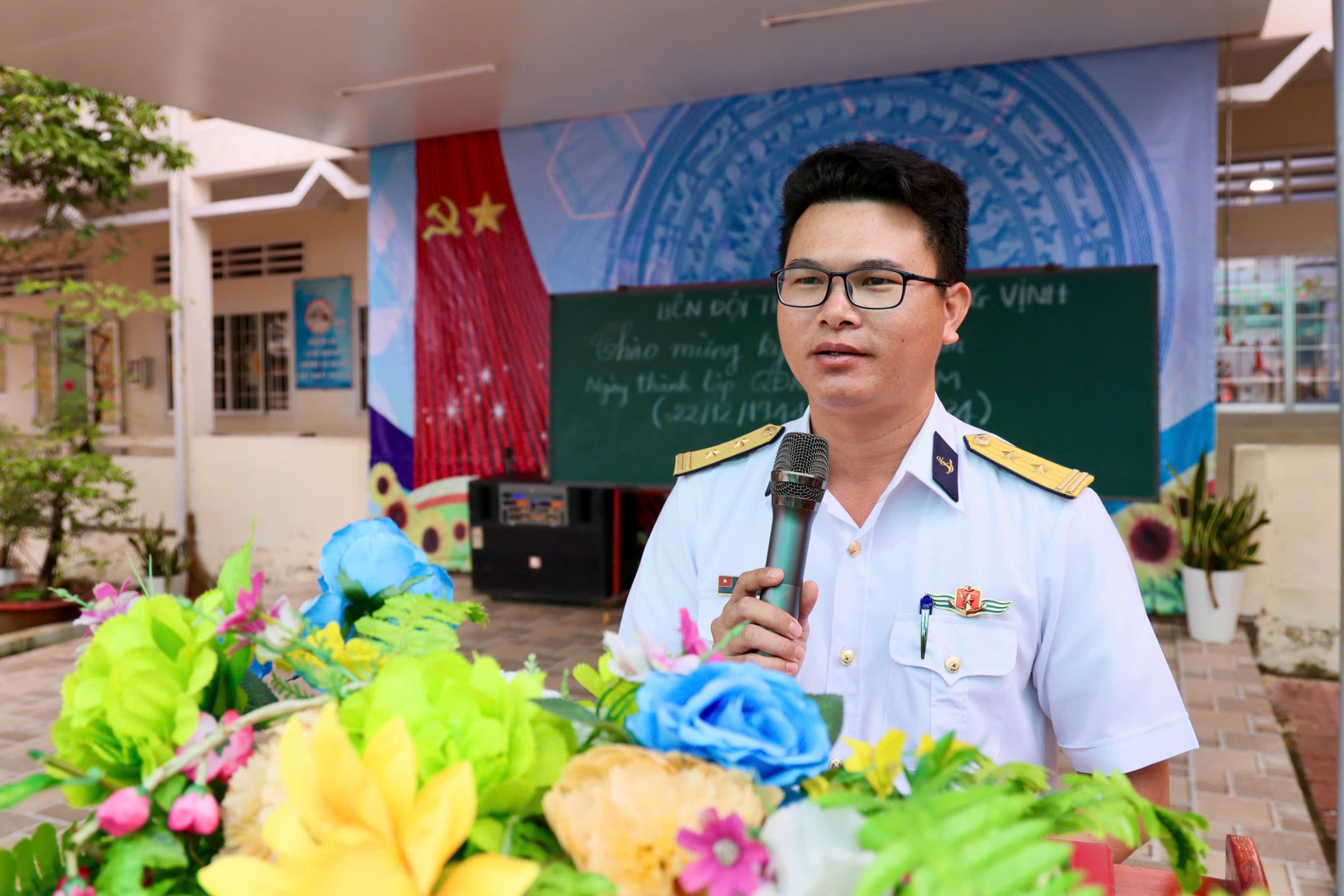 Giáo dục truyền thống cách mạng cho thế hệ trẻ