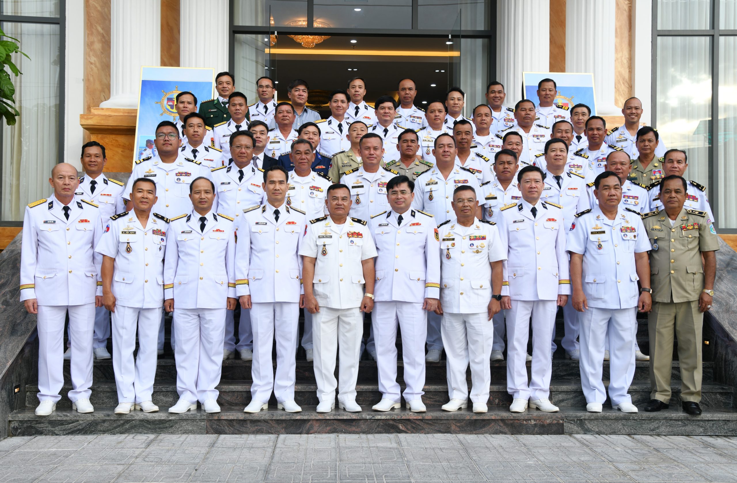 Hải quân Việt Nam – Campuchia rút kinh nghiệm tuần tra chung