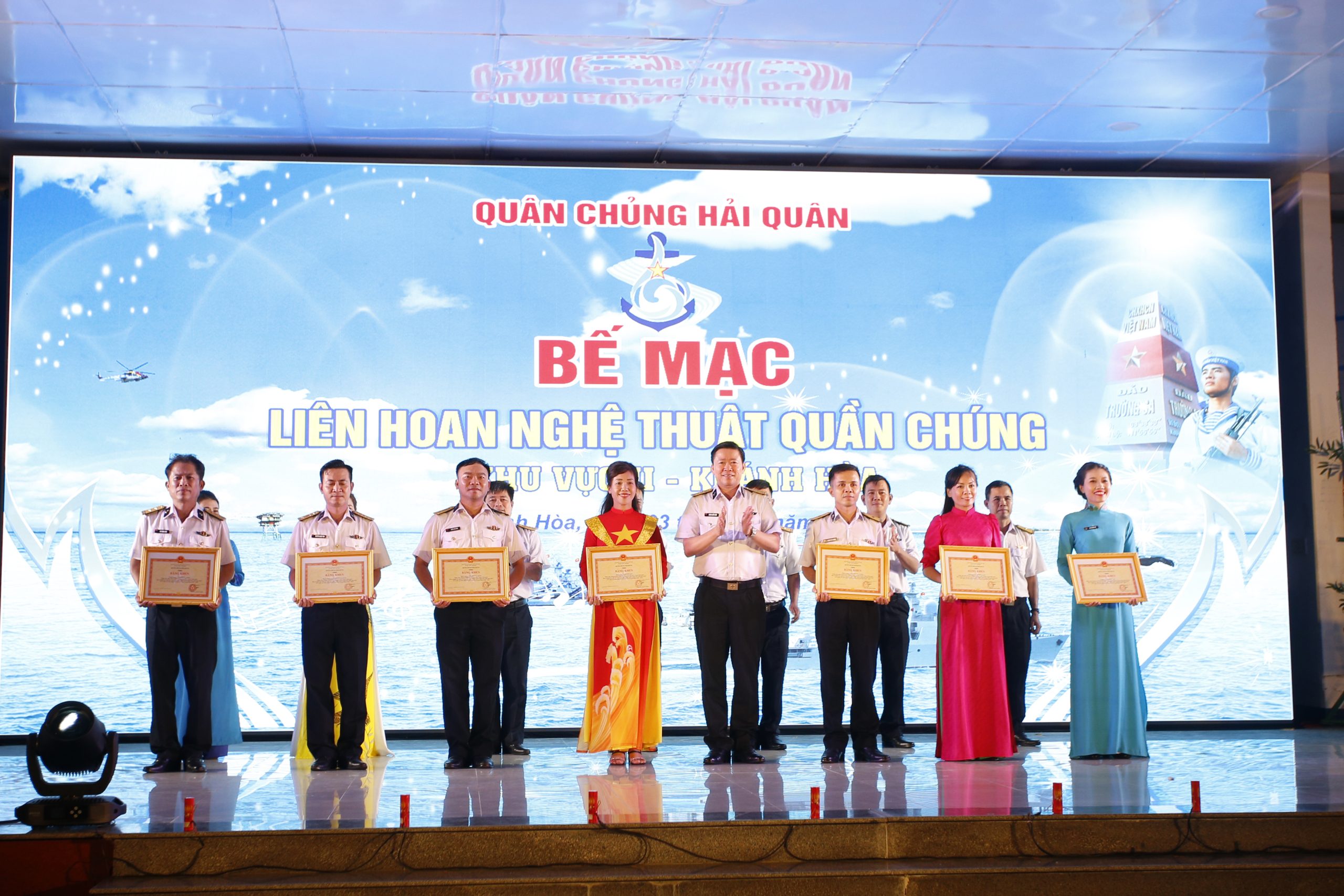 Đoàn nghệ thuật Bộ Tư lệnh Vùng 5 Hải quân đạt thành tích xuất sắc trong liên hoan nghệ thuật quần chúng