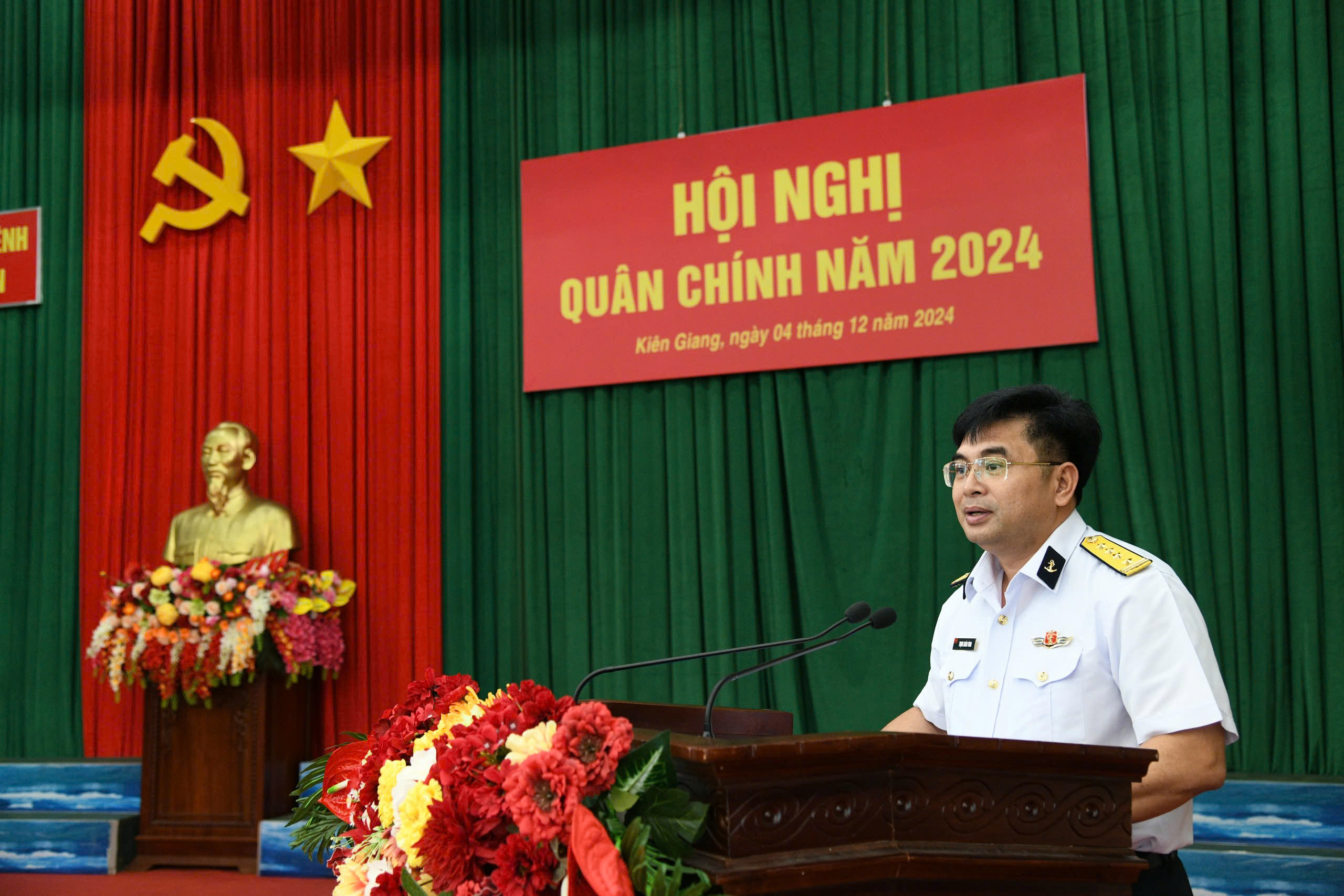 Bộ Tư lệnh Vùng 5 Hải quân bảo vệ vững chắc chủ quyền biển, đảo của Tổ quốc