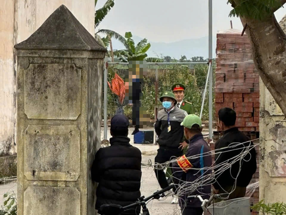 Điều tra vụ nam thanh niên tử vong trong trụ sở cơ quan bỏ hoang ở Hải Phòng- Ảnh 1. Điều tra vụ nam thanh niên tử vong trong trụ sở cơ quan bỏ hoang ở Hải Phòng- Ảnh 1.