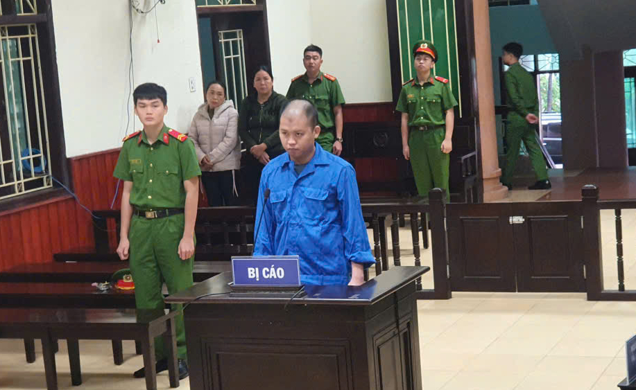 Đâm chết người sau mâu thuẫn khi đi đường, nam thanh niên lĩnh 15 năm tù- Ảnh 1.