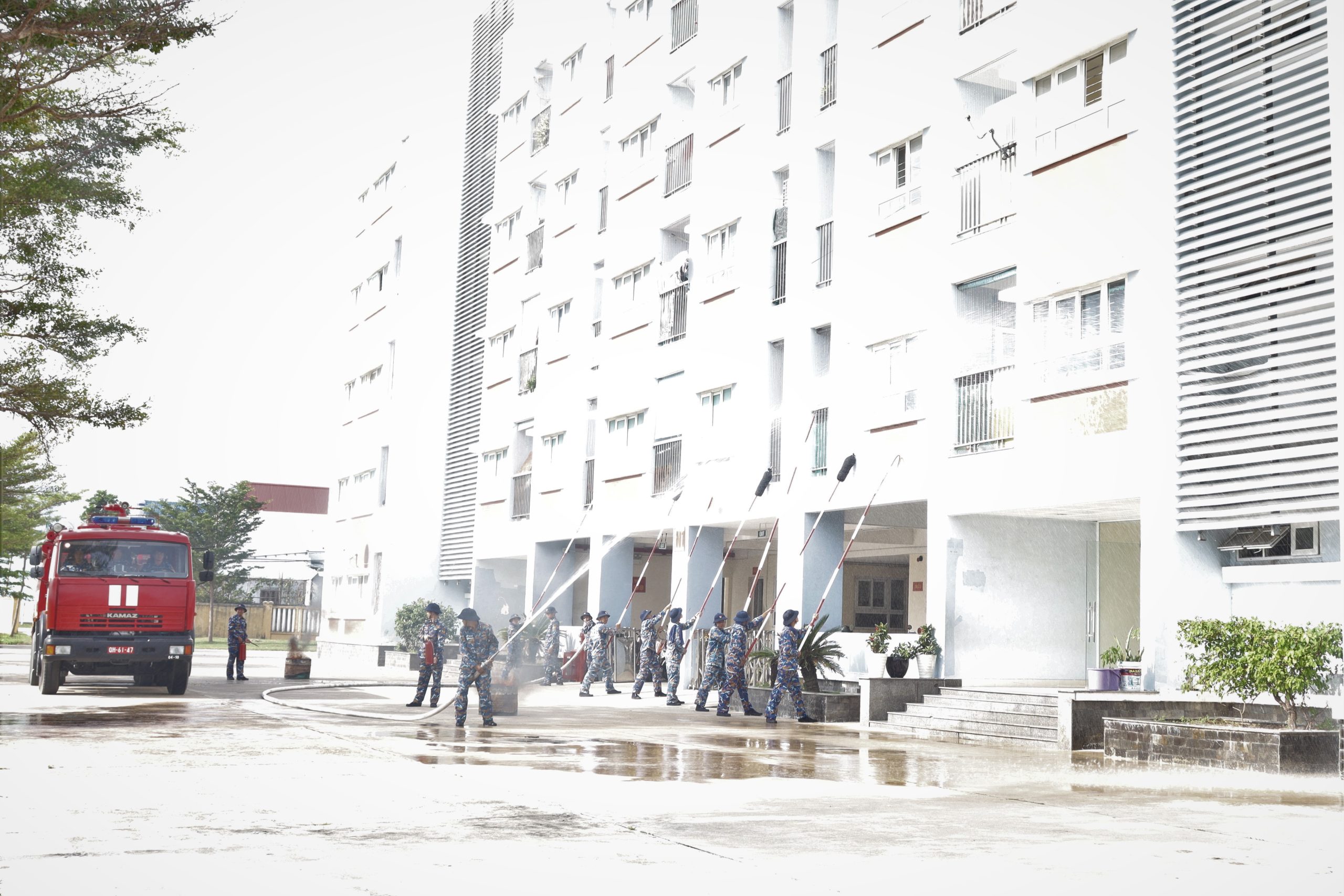 Lữ đoàn 101, Vùng 4 Hải quân Phối hợp tổ chức luyện tập phòng chống cháy nổ