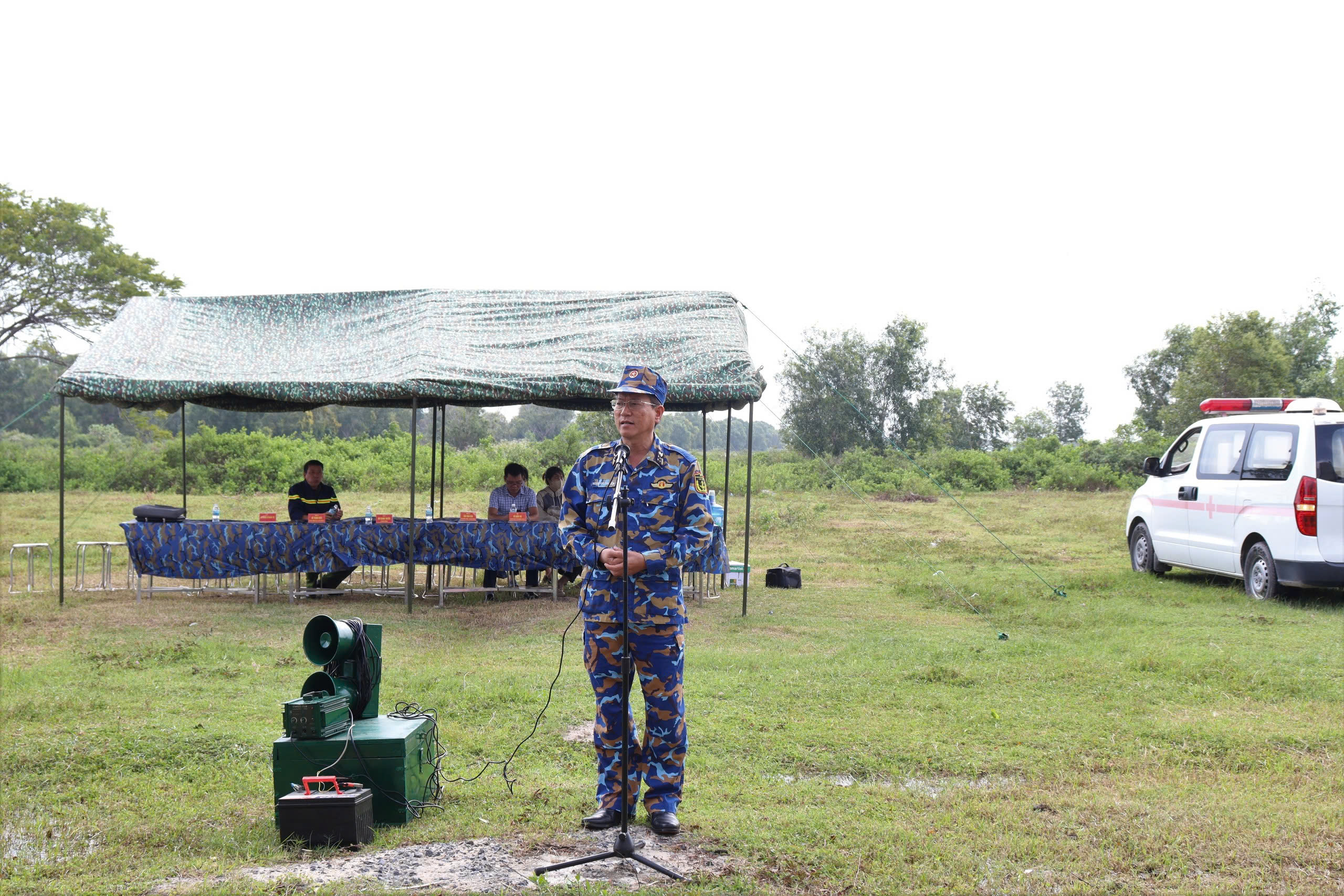 Lữ đoàn 101, Vùng 4 Hải quân Phối hợp tổ chức luyện tập phòng chống cháy nổ