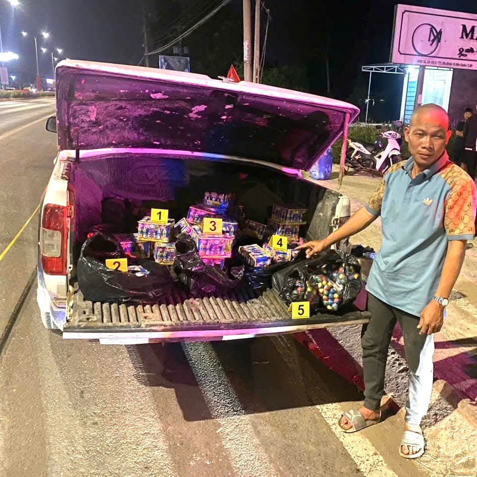 Bình Phước: Phòng Cảnh sát Giao thông bắt giữ đối tượng vi phạm nồng độ cồn và vận chuyển pháo lậu