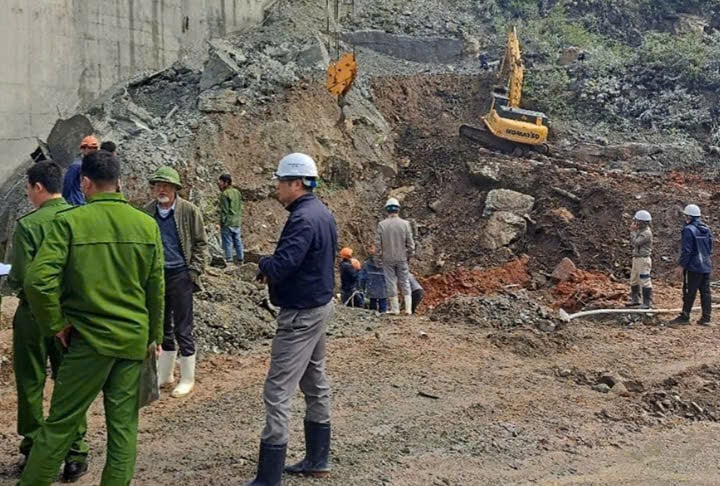 Thủ tướng chỉ đạo khắc phục sự cố công trình thủy điện Đắk Mi 1- Ảnh 1.