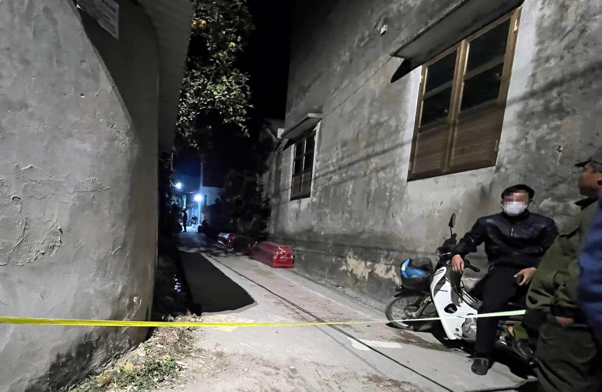 Điều tra vụ 4 người trong gia đình ở Hà Nội tử vong bất thường- Ảnh 1. Điều tra vụ 4 người trong gia đình ở Hà Nội tử vong bất thường- Ảnh 1.