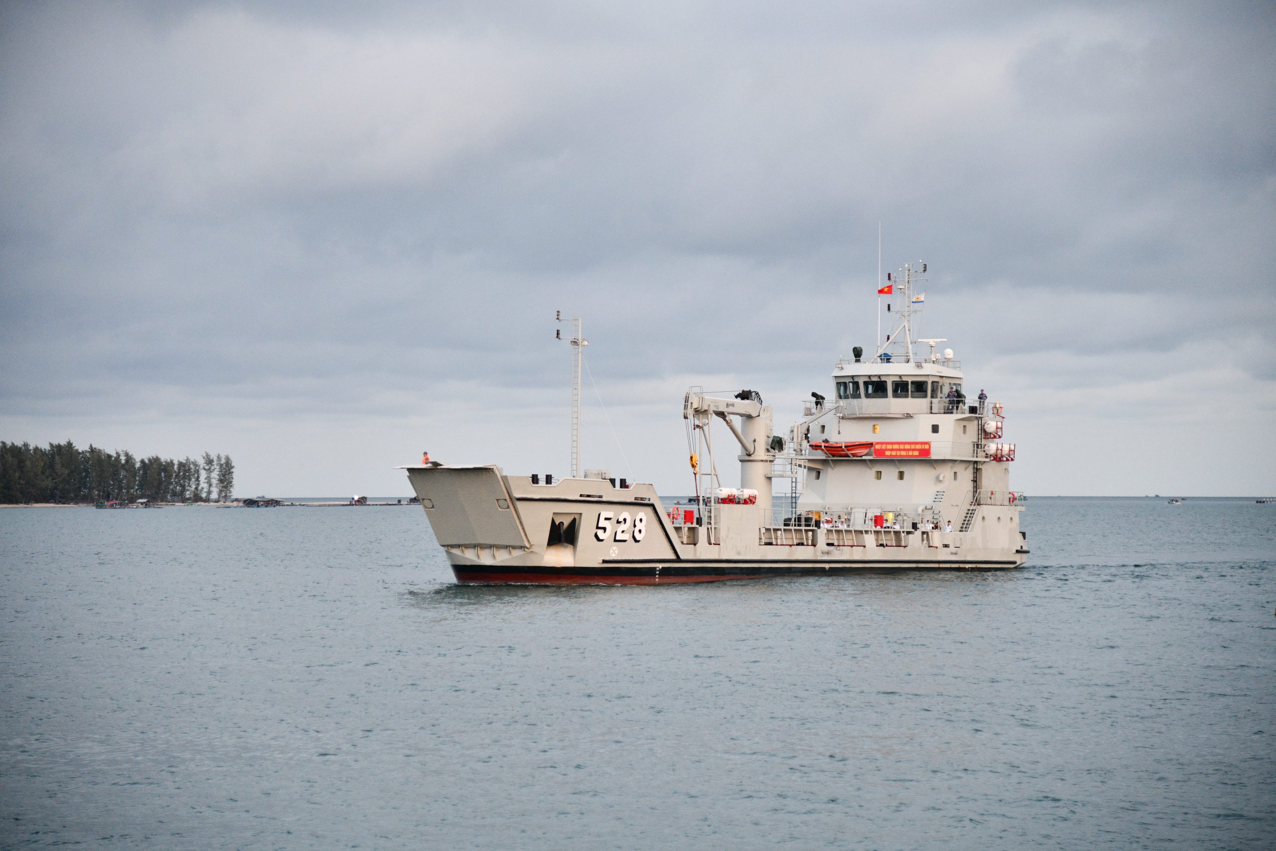 Bộ Tư lệnh Vùng 5 Hải quân tiếp nhận chiến sĩ mới về đơn vị