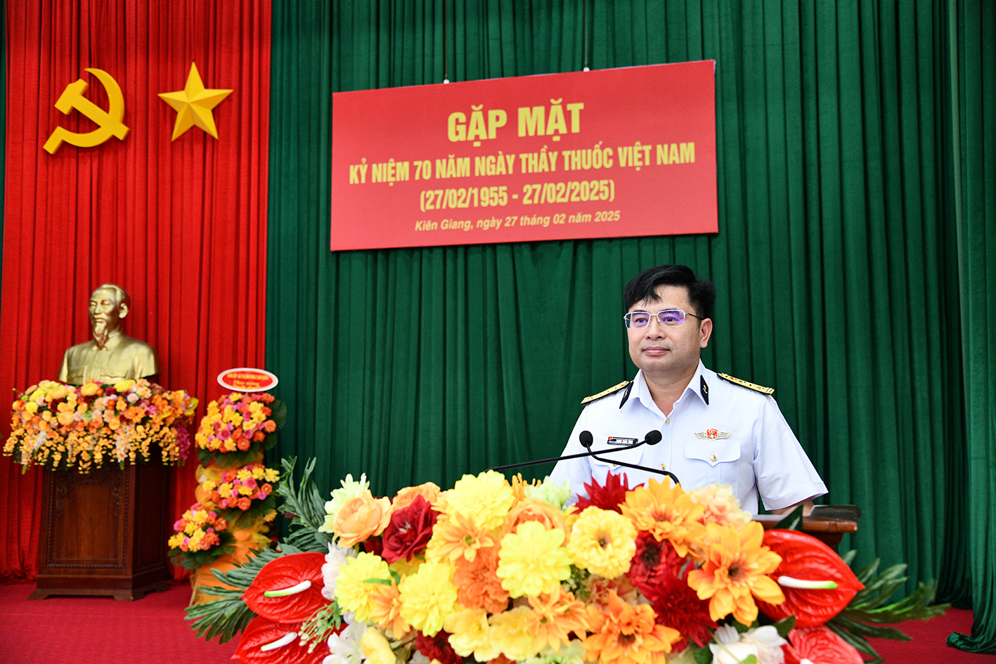 Vùng 5 Hải quân gặp mặt kỷ niệm 70 năm Ngày Thầy thuốc Việt Nam