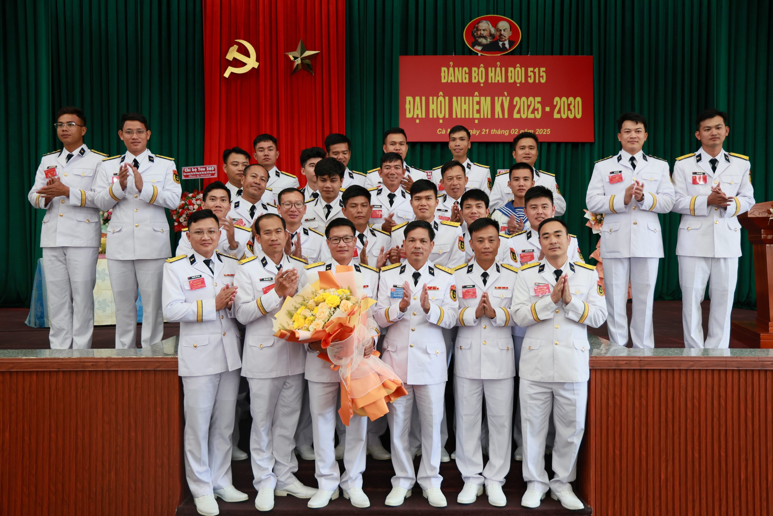 Lữ đoàn 175 chỉ đạo Đại hội Đảng bộ Hải đội 515 làm trước