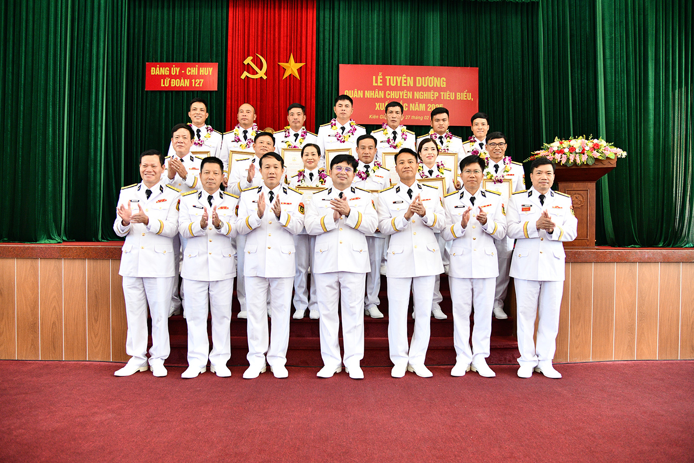 Lữ đoàn 127 tuyên dương quân nhân chuyên nghiệp tiêu biểu, xuất sắc