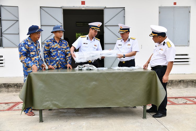 Bộ Tư lệnh Vùng 5 Hải quân kiểm tra công tác kỹ thuật tại các đơn vị