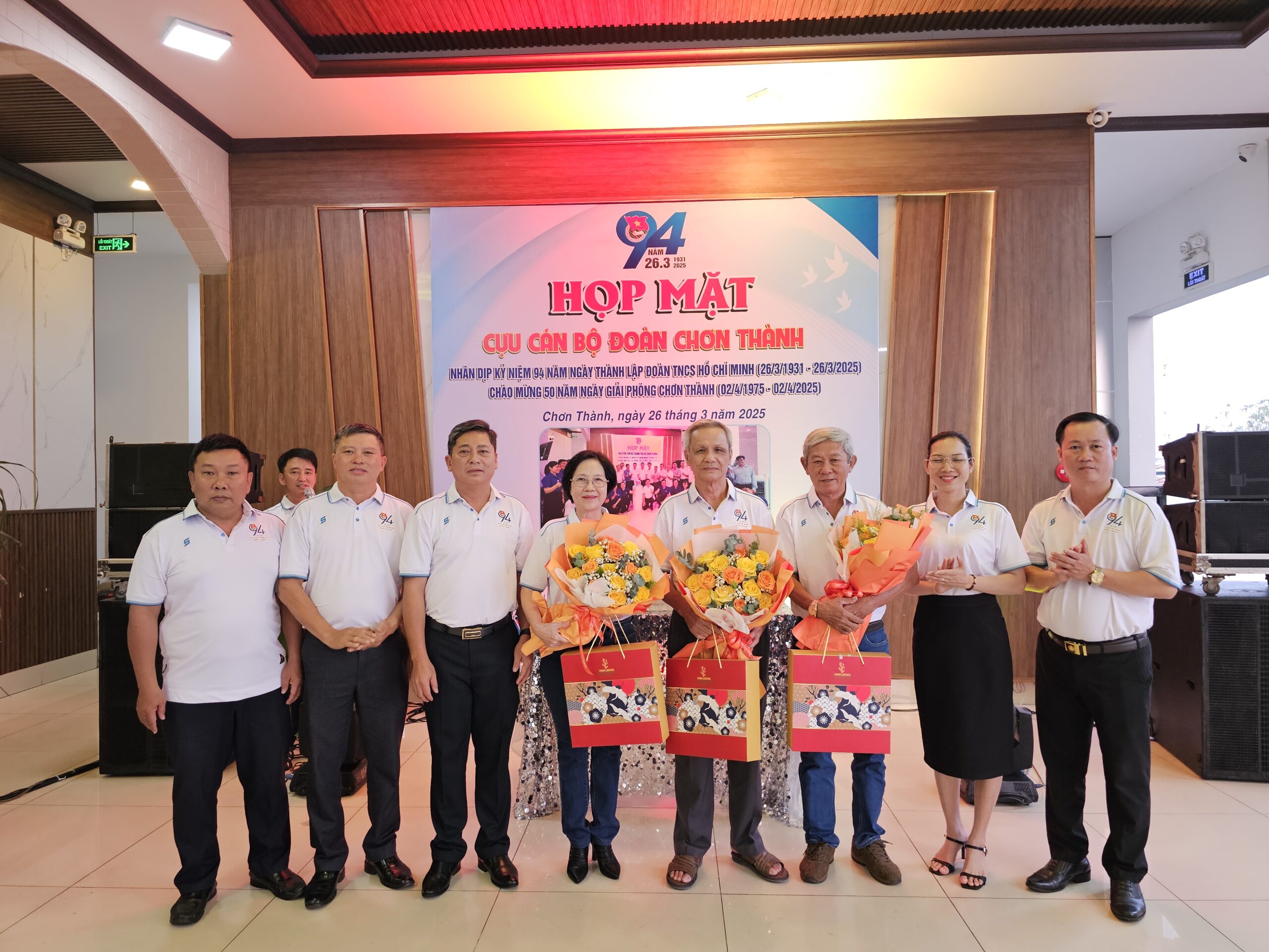 BÌNH PHƯỚC: HỌP MẶT CỰU CÁN BỘ ĐOÀN CHƠN THÀNH NHÂN KỶ NIỆM 94 NĂM NGÀY THÀNH LẬP ĐOÀN TNCS HỒ CHÍ MINH & 50 NĂM NGÀY GIẢI PHÓNG CHƠN THÀNH