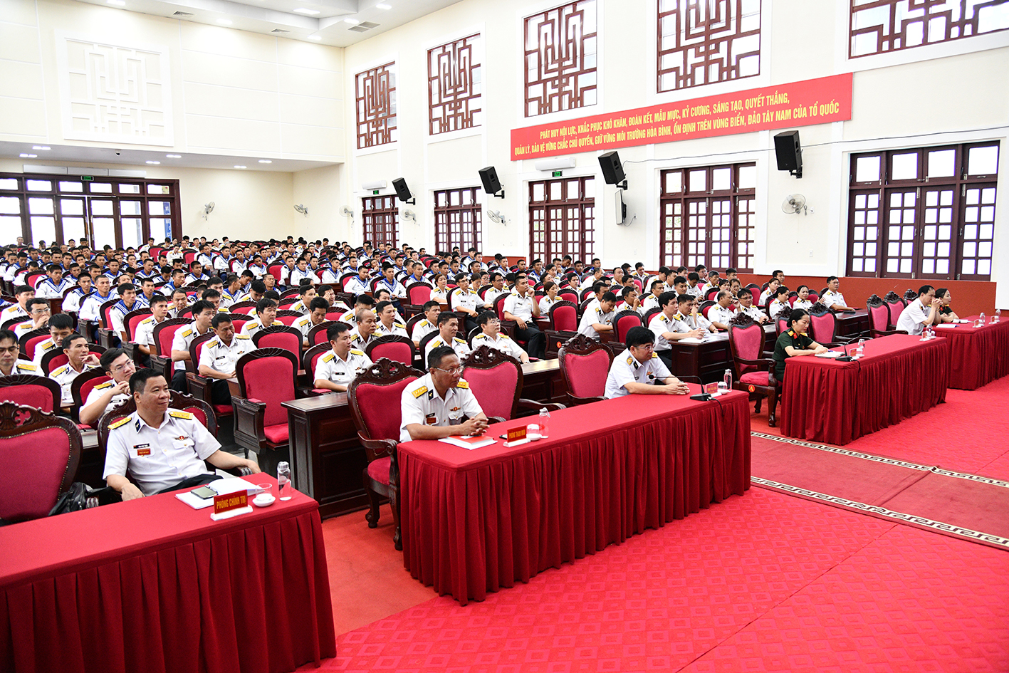 Bộ Tư lệnh Vùng 5 Hải quân: Truyền thông “Xây dựng gia đình hạnh phúc và phòng, chống bạo lực gia đình”