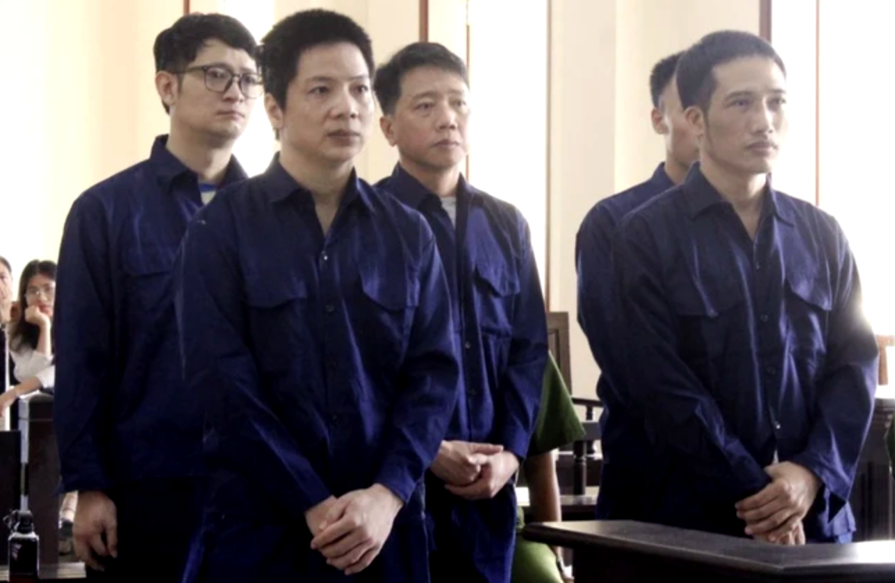 Cần Thơ: Xét xử nhóm đăng kiểm viên đường thủy nhận hối lộ- Ảnh 1.