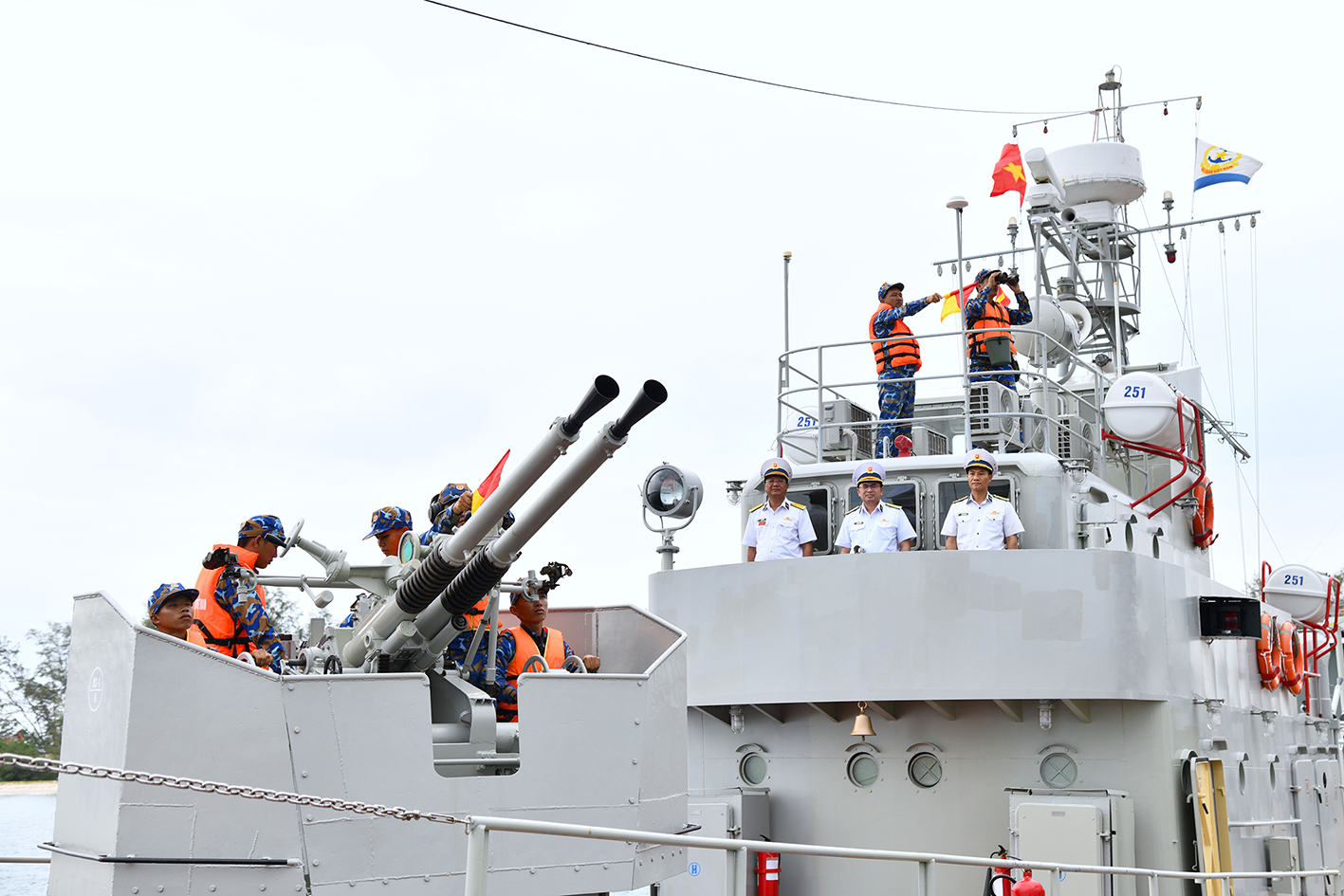 Bộ Tư lệnh Vùng 5 Hải quân kiểm tra tháng đầu huấn luyện tại các đơn vị