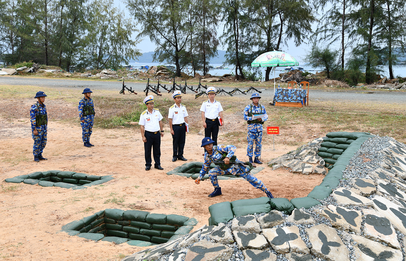 Bộ Tư lệnh Vùng 5 Hải quân kiểm tra tháng đầu huấn luyện tại các đơn vị