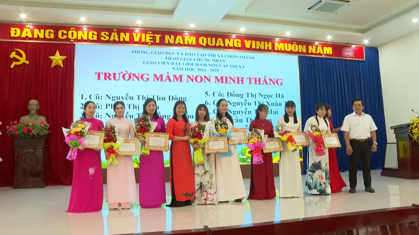 Chơn Thành: Tuyên dương giáo viên dạy giỏi Mầm non
