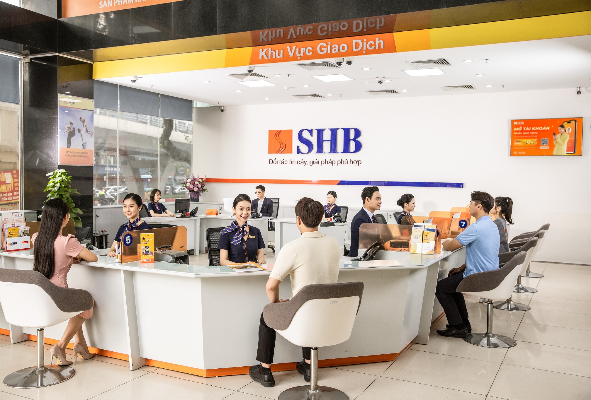SHB lãi trước thuế 9 tháng đạt 9.048 tỷ đồng- Ảnh 1. SHB lãi trước thuế 9 tháng đạt 9.048 tỷ đồng- Ảnh 1.