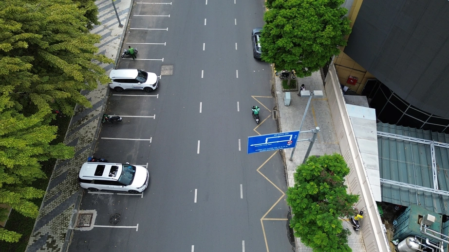 "Kẻ ô thu phí" vẫn lỗ tiền tỷ: Giám đốc Sở Giao thông công chánh TP.HCM nói gì?- Ảnh 1.