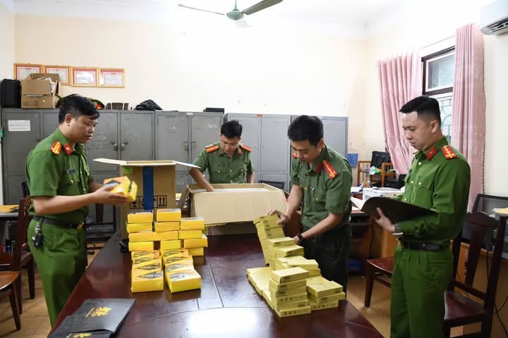 Các sản phẩm của công ty Bitney Việt Nam bị lực lượng công an thu giữ. Ảnh: Công an tỉnh Phú Thọ