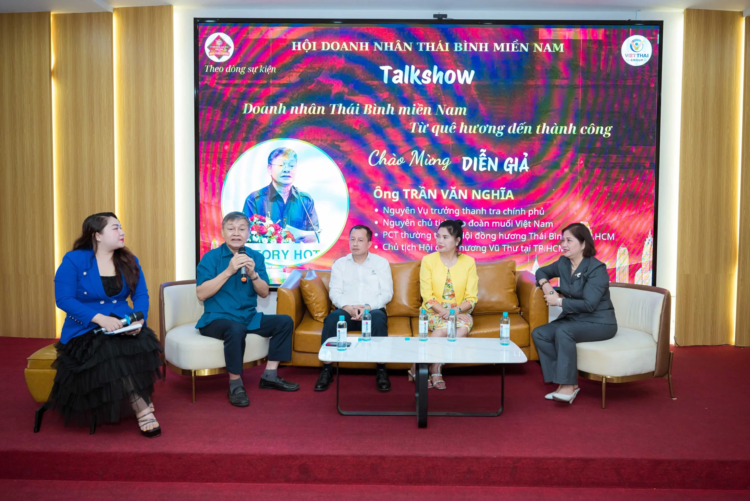 Talkshow “Doanh nhân Thái Bình miền Nam – Từ quê hương đến thành công” diễn ra thành công rực rỡ tại trụ sở Việt Thái Group