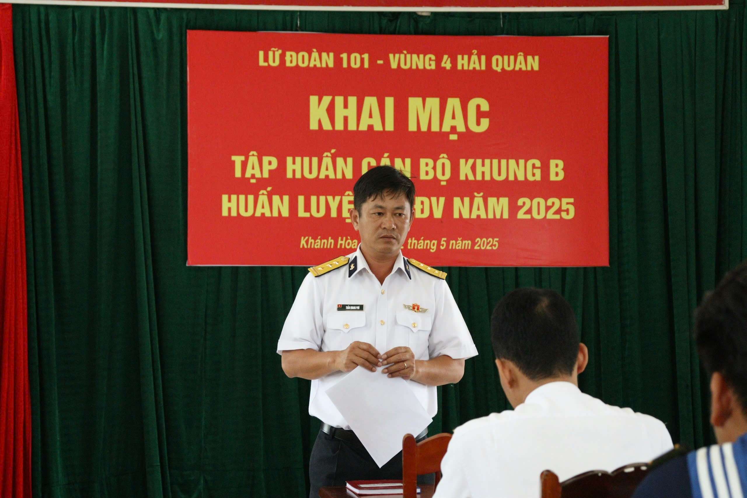 Lữ đoàn 101, Vùng 4 Hải quân phối hợp với Ban chỉ huy quân sự huyện Tuy An, tỉnh Phú Yên tổ chức huấn luyện DBĐV năm 2025
