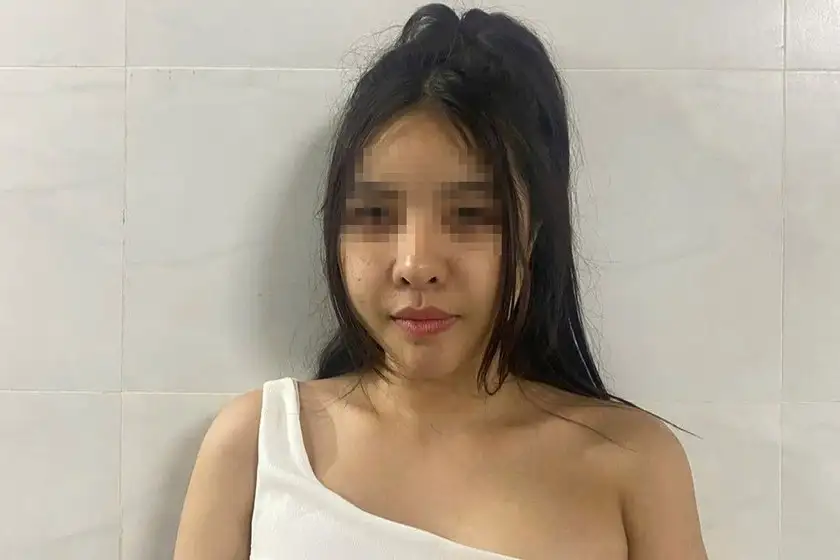 Tạm giữ ‘tú bà’ môi giới bán dâm thu ‘hoa hồng’ 2,5 triệu đồng ở Hà Nội