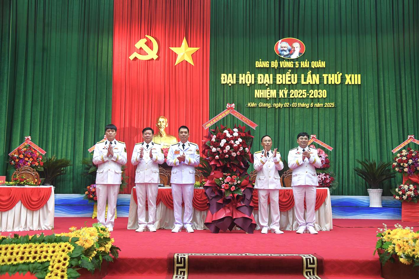 Phát huy bản lĩnh, trí tuệ, xây dựng Vùng 5 Hải quân cách mạng, chính quy, tinh nhuệ, hiện đại