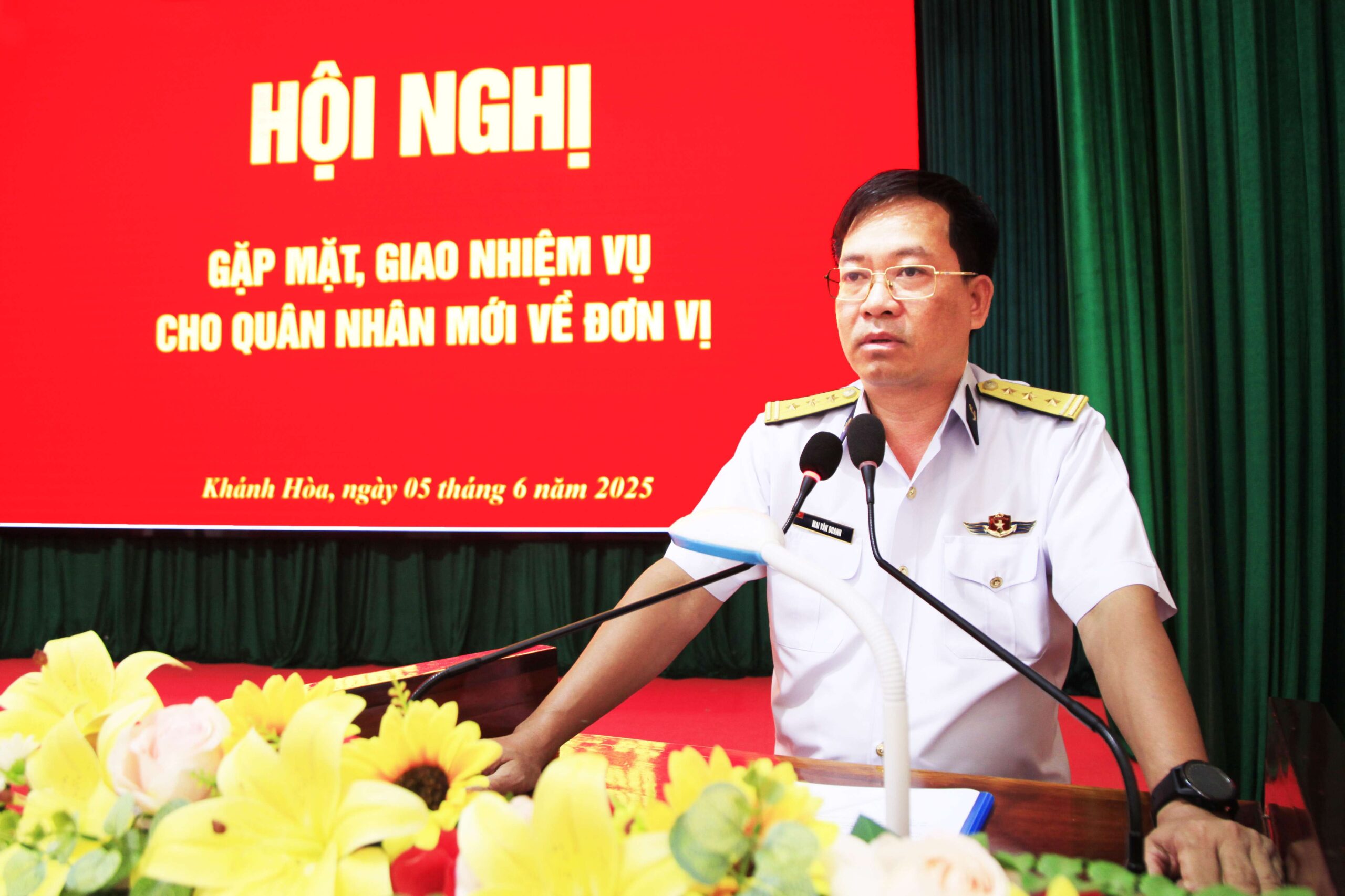 Lữ đoàn 162, Vùng 4 Hải quân gặp mặt, giao nhiệm vụ cho quân nhân mới về đơn vị.