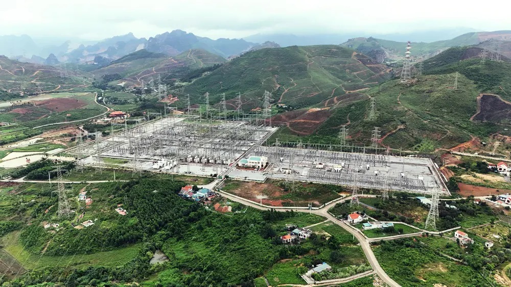 máy biến áp AT3 tại TBA 500kV Quảng Ninh
