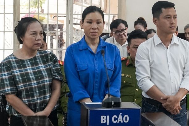 h1-8962-6210 Ba bị cáo tại phiên tòa. (Ảnh: H.Trường)