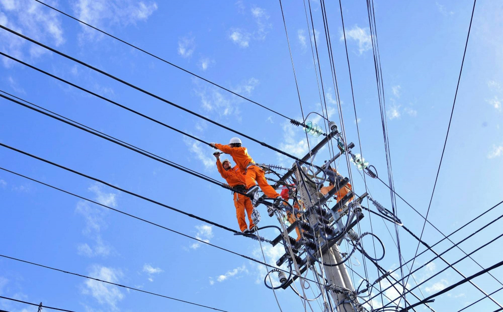 Thủ tướng Chính phủ Phạm Minh Chính vừa ký Công điện số 81/CĐ-TTg ngày 3/6/2025 về tình hình, giải pháp bảo đảm cung ứng điện trong các tháng cao điểm năm 2025 và thời gian tới.