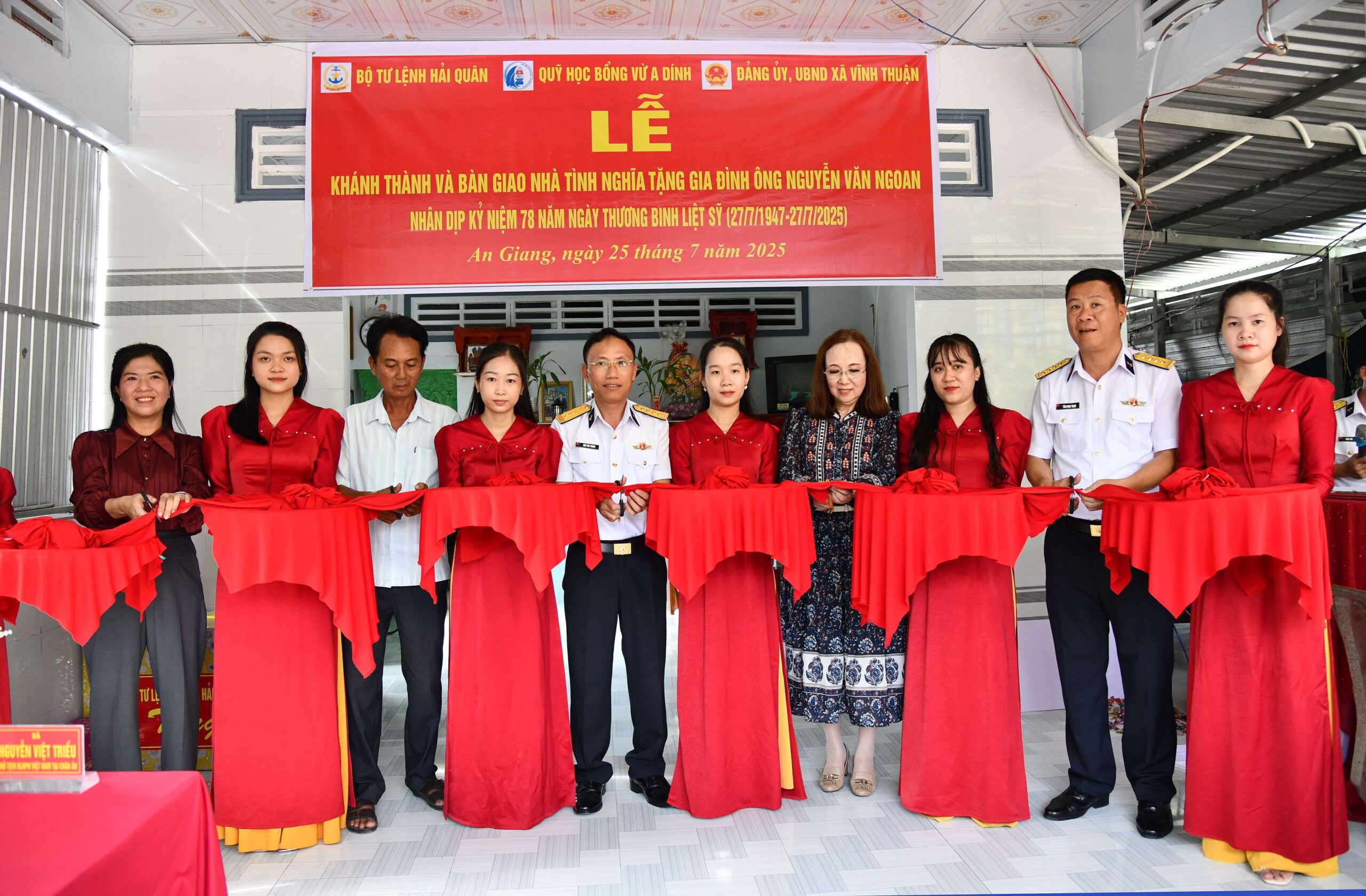 Bộ Tư lệnh Vùng 5 Hải quân tri ân người có công và gia đình chính sách