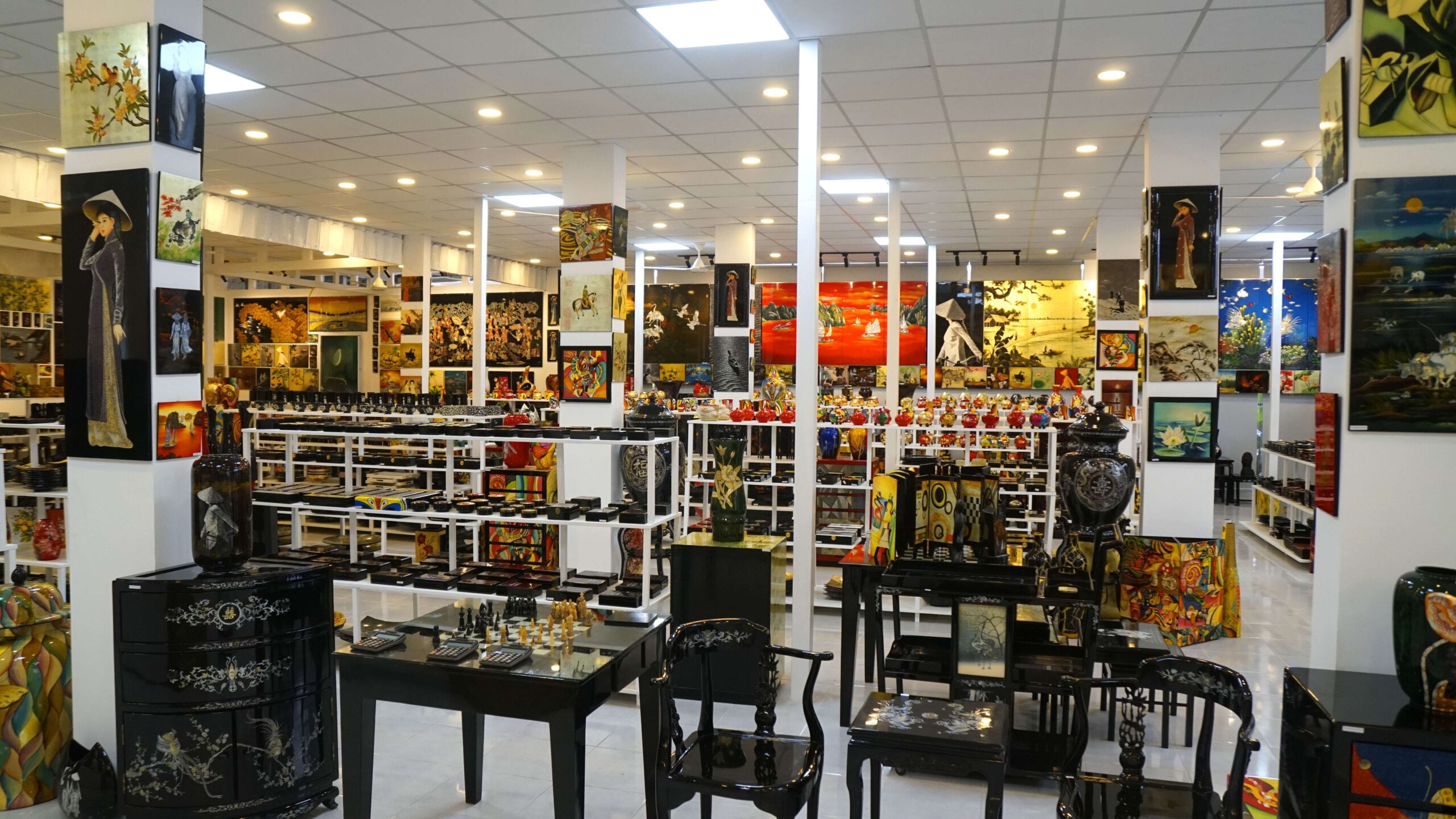 Sơn mài Tây Sơn chính thức khai trương Showroom TaysonCrafts – Hành trình hồi sinh tinh hoa sơn mài Việt