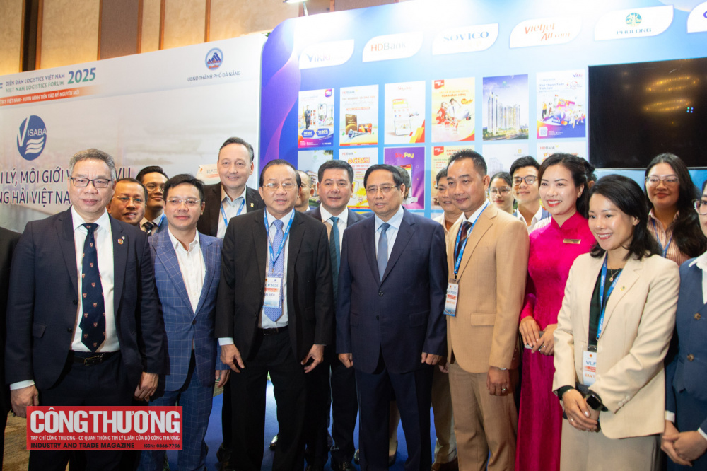 Bộ trưởng Nguyễn Hồng Diên