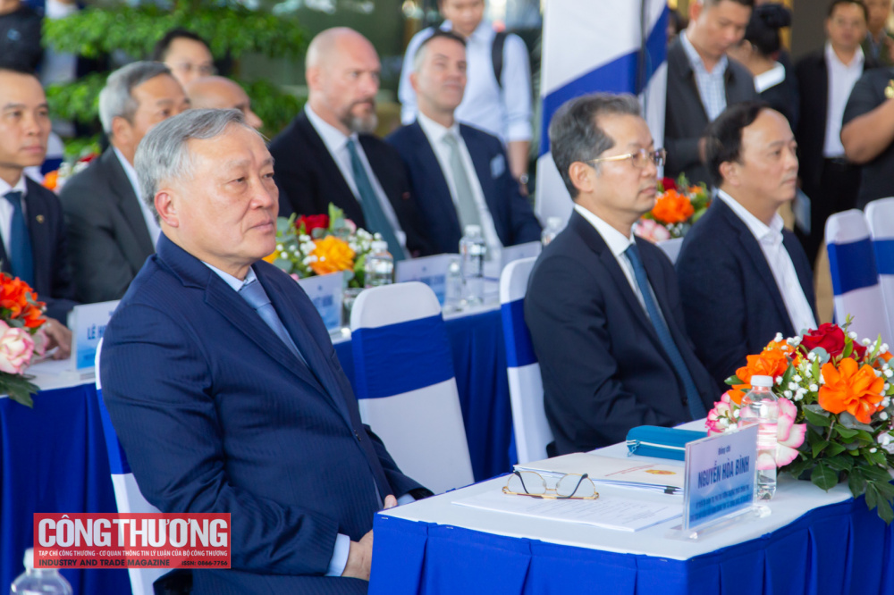 khai-truong-trung-tam-tai-chinh-quoc-te-viet-nam-tai-da-nang_6960c42b22cf0 Phó Thủ tướng Thường trực Chính phủ Nguyễn Hòa Bình tham dự lễ khai trương Trung tâm Tài chính quốc tế Việt Nam tại Đà Nẵng