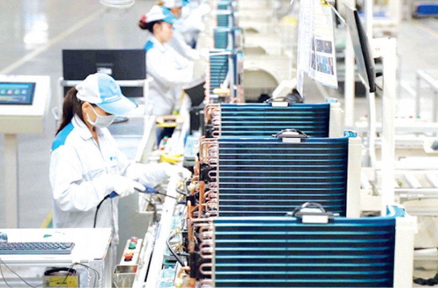 quyet-liet-thuc-hien-3-dot-pha-chien-luoc-de-phat-trien-kinh-te-tu-nhan_695c8ac12d183 kinh tế tư nhân