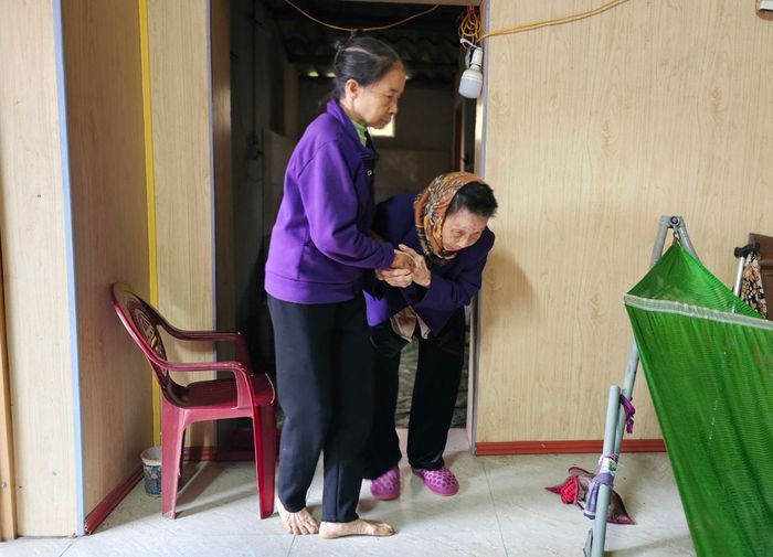 Kỳ lạ cụ bà 123 tuổi tóc vẫn đen, răng rụng lại mọc