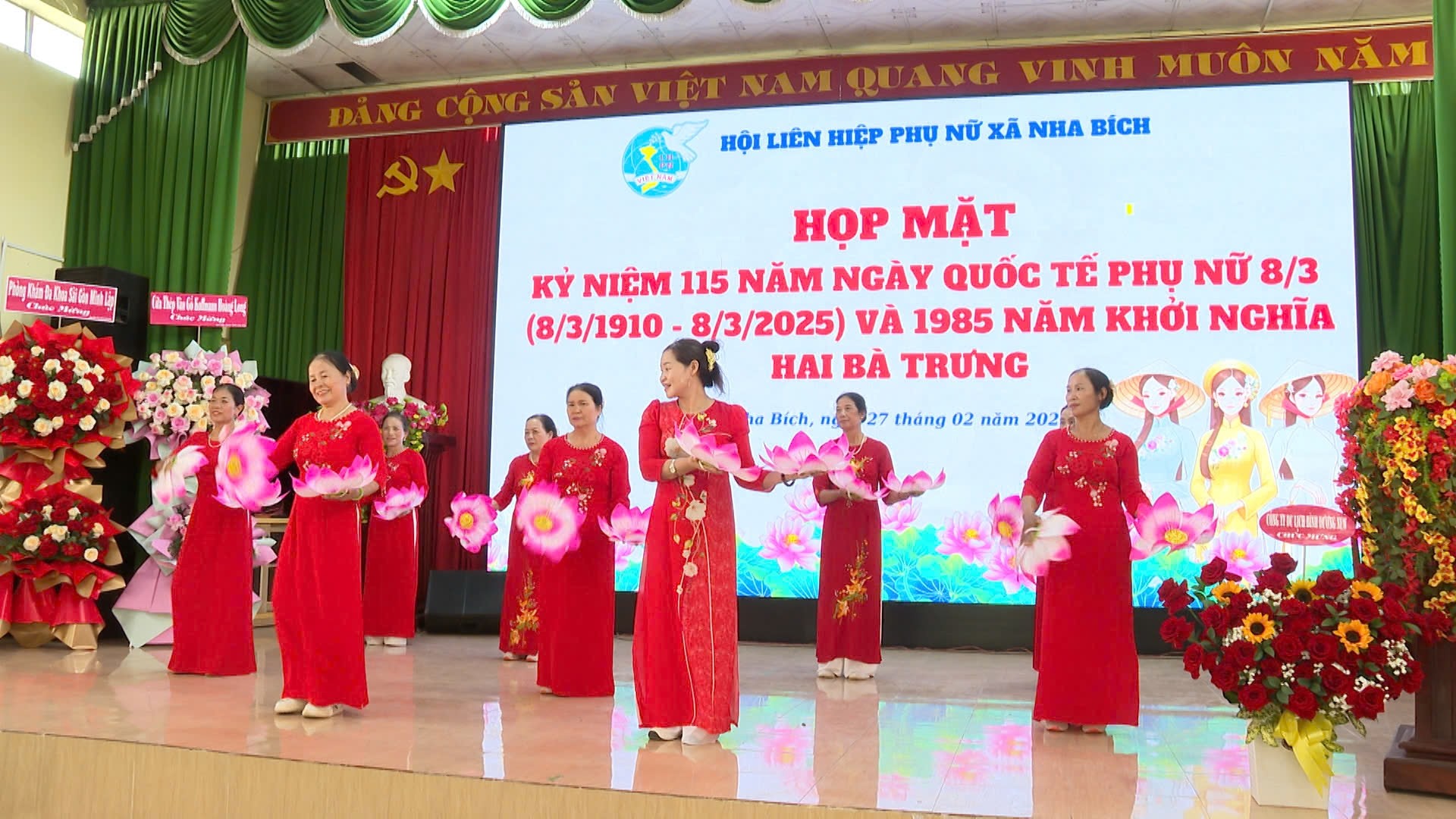 Hội LHPN xã Nha Bích họp mặt kỷ niệm 115 năm ngày Quốc tế Phụ nữ và tuyên dương gương điển hình